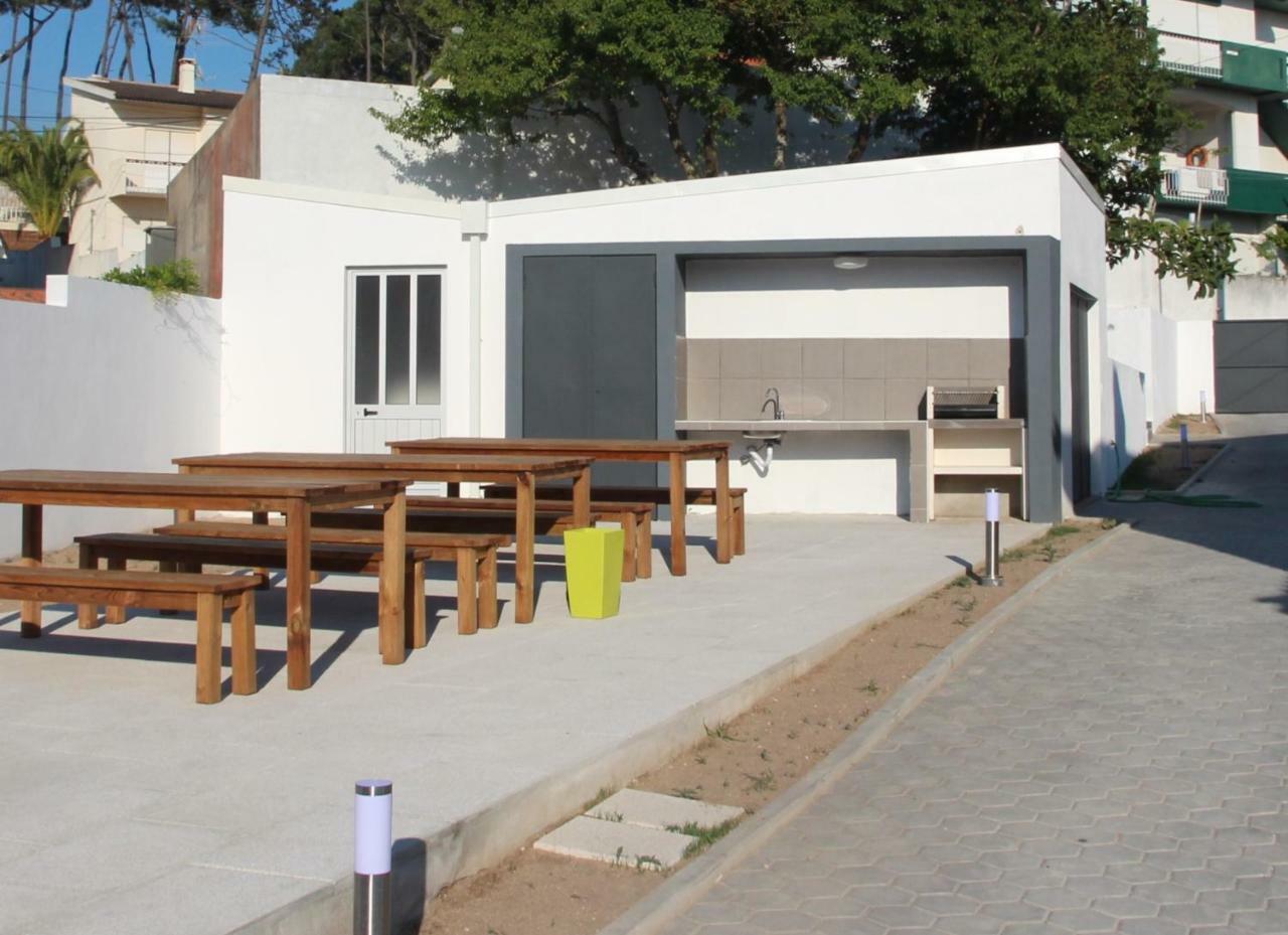 Uau Hostel Figueira da Foz Exteriör bild